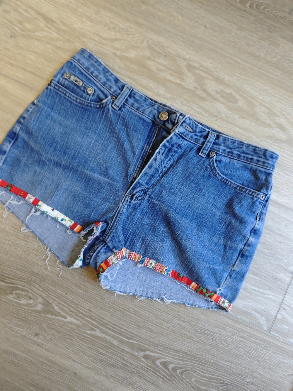 Lee Denim Natural Bootcut Cutoff Shorts with Colorful Embroidered Trim - Picture 4 of 6